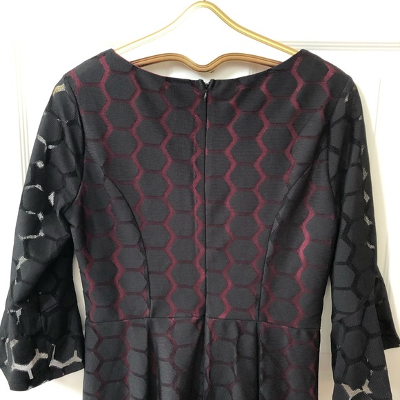 Luxology Fit & Flare Red Dress w/Black Overlay & Bell Sleeves - Picture 7 of 10